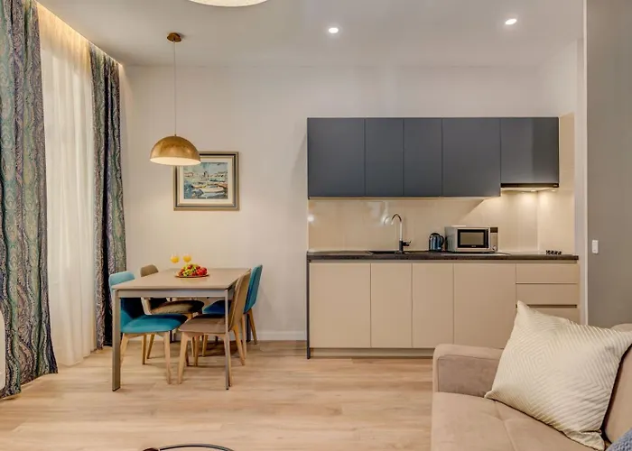 Royal Theatre Apartment
